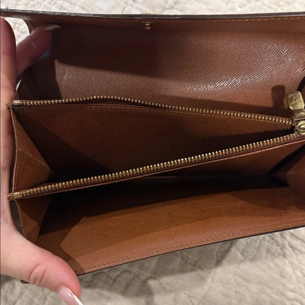 Authentic Louis Vuitton Monogram Wallet with Gold Accents - Picture 4 of 8